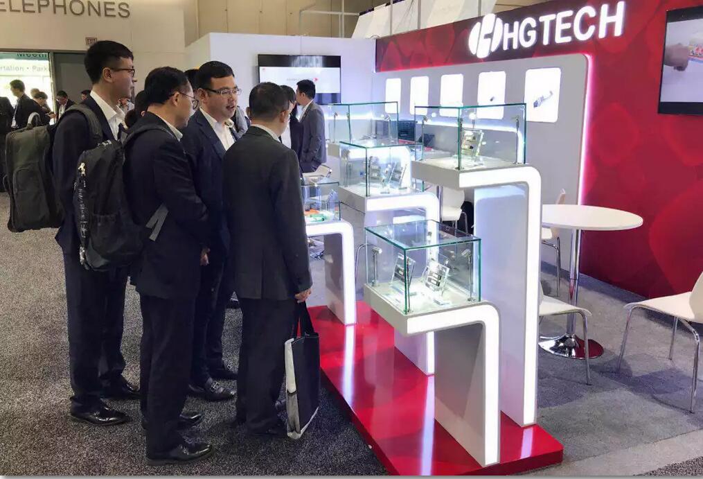 华工正源盛装出席2018OFC