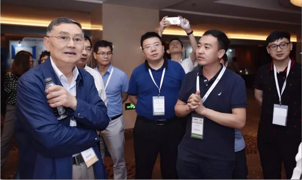 华工正源精彩亮相2018中国光网络研讨会