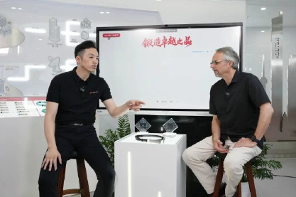 科技圆桌派 | 对话LightCounting创始人：中国市场进入增长期，CPO部署开启进行时